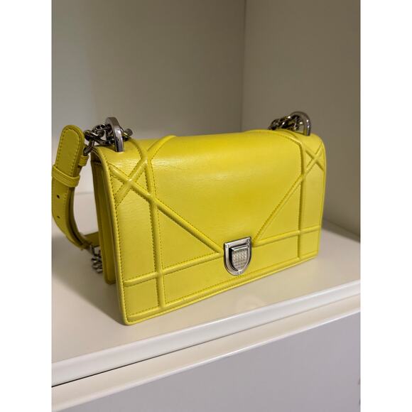 $3350 Dior Diorama Yellow Small Flap Crossbody Bag - Picture 1 of 16